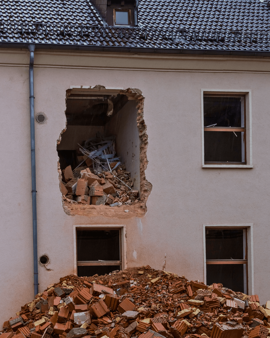 Service: Abbrucharbeiten Bild